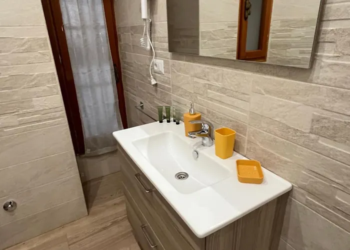 Ottaviano Διαμέρισμα *